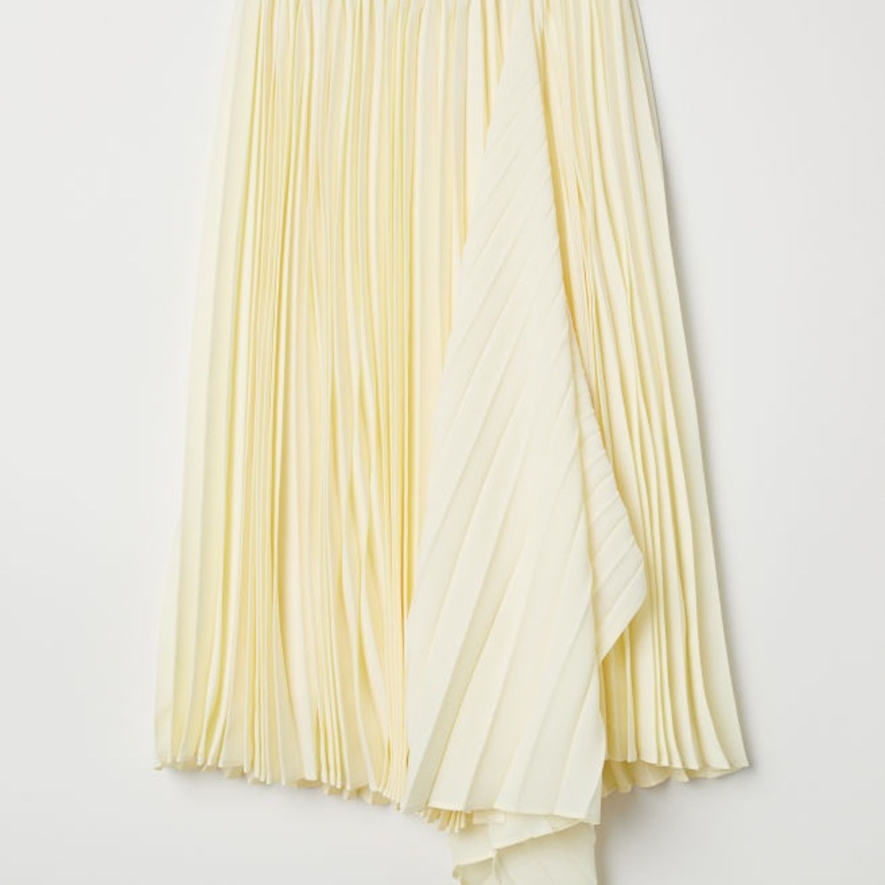 H&M Trend light yellow pleated skirt